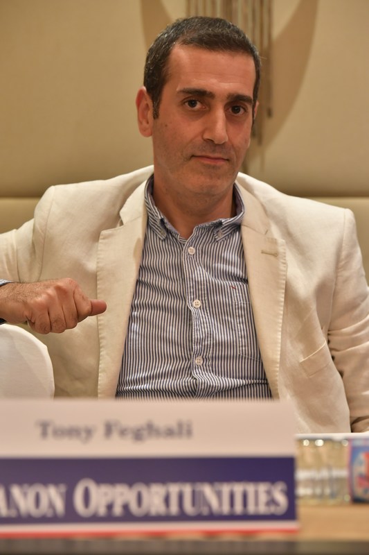 Real Estate con.2888.JPG